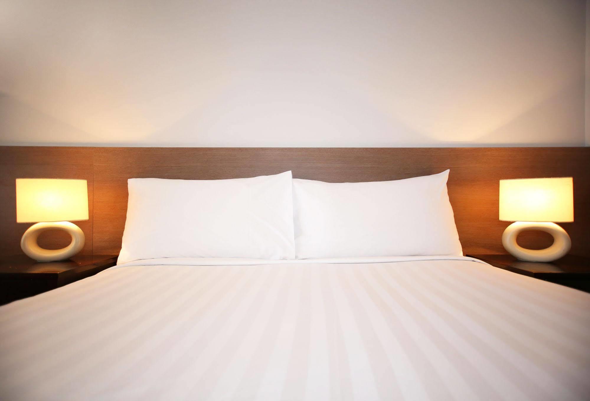 Roma Inland Motor Inn Екстер'єр фото